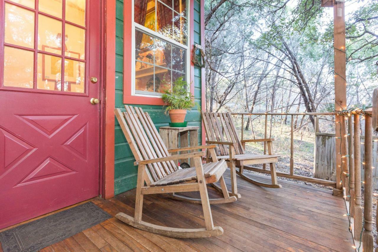 The Victorian Cottage At Creekside Camp & Cabins 마블폴스 외부 사진